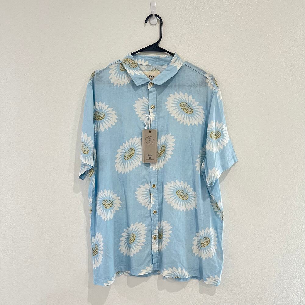 NWT Folk Drake Short Sleeve Button Down Shirt Blue White Daisy Floral Size Large